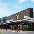 Mirko dobio slom živaca zbog porudžbine u McDonaldsu pa prebio pet stranaca: "Vi ste uništili ovu državu!"