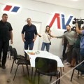 Vučić: Pružićemo im otpor, ali pružićemo im i ruku