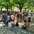 FOTO i VIDEO: Novosađani ispred suda, jedan student pušten da se brani sa slobode
