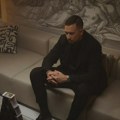 Naš folker ne dozvoljava ženi da mu dira telefon: "Imam 15.000 slika, možda mi je drug poslao..."