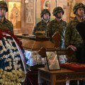 Kovčeg Ratka Mladića izložen u crkvi na Vidikovcu: Građani od 7 časova odaju počast