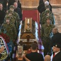 Ratko Mladić danas će biti sahranjen u Beogradu: Veliki broj građana ispred crkve na Vidikovcu