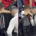 Kakva scena u Istanbulu: Dušan Alimpijević teši sinove posle poraza od Fenera