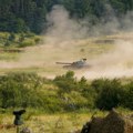 Pokazna vežba Vojske Srbije na Pasuljanskim livadama: Koordinacija između dronova i vatrenih položaja