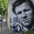 Uništen mural posvećen Bati Živojinoviću: Sergej Trifunović objavio stravičan prizor, ljudi traže da se što pre…