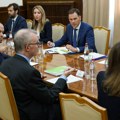 Vučić razgovarao s Misijom Međunarodnog monetarnog fonda o kapitalnim ulaganjima i finansiranju projekata