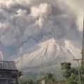 Vulkan Laki Laki eruptirao 3 puta Stub pepela visok osam kilometara