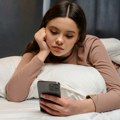 Australija prva na svetu zabranjuje Jutjub deci: Kazne idu i do 32,2 miliona dolara!
