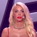 Bezobrazni prorezi na bokovima ostavili sve bez teksta: Bojana Lazić u "Pinkovim Zvezdama" u nikad vatrenijem izdanju u…
