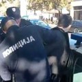 Učenici gimnazije u Šapcu započeli trodnevnu blokadu: Jedna osoba privedena ispred škole