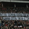 Delije isprozivale Grobare transparentom na 178. večitom derbiju: "Zastave sa Temua, bubnjevi iz ŽRK-a..."