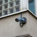 Kamere ispred stambenih zgrada: Šta smeju da snimaju, a šta ne i kako zakon gleda na snimak ako slučaj dođe do suda