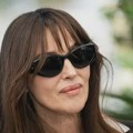 Monika Beluči oduševila stajlinzima u Maroku: Stigla u poslovnom odelu, pa uveče zablistala u haljini od čipke FOTO