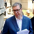 I to se dogodilo: Vučić izašao iz predsedničkih odaja