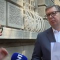 I to se dogodilo: Vučić izašao iz predsedničkih odaja