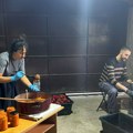 "Tajna dobrog ajvara je volja" Gordana ima pune ruke posla, a ima i pomoćnika - ovako izgleda priprema zimnice