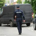Ispalio najmanje 15 metaka i pobegao: Cela Sjenica blokirana: Novi detalji pucnjave, policija traga za napadačem