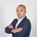 Tanović (POKS): Vaspitačica odbornica SNS-a koja je zaključala decu da bi obavljala stranačke zadatke da podnese ostavku