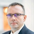 Tubić: Premijer Macut rešava akademsku krizu sistemskim putem
