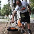 Sefkerinci najbolji u kuvanju pasulja Domaća ekipa „Omladinci” bez premca na "Pasuljijadi"
