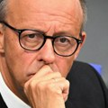 "Pitajte svoje ćerke - svi bi se složili sa mnom"; Merc planira masovna proterivanja