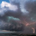 RHMZ izdao upozorenje na jaku grmljavinu! Upaljen alarm za 4 dela Srbije: Tu će vreme biti opasno po ljude