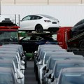 Криза у немачкој ауто-индустрији стигла до врха: Без посла остају и менаџери, тржиште не може да их прими