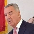 Milovom kabinetu 200.000 evra Vlada posegnula u budžetske rezerve da bi isplatila Đukanovića i njegove savetnike
