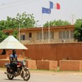 Francuski ambasador napustio Niger posle ultimatuma vojne hunte