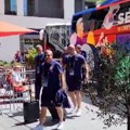 Fudbaleri Srbije stigli u Minhen pred utakmicu sa Slovenijom