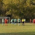 Favoriti pobeđuju, naziru se jesenji prvaci. Kvalitetan fudbal, sve više mladih igrača! Bravo!