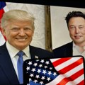 Tramp ne prestaje da šokira Mask ga nagrdio na pasja kola, a Donald odgovorio ovako