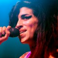 Glas koji svet nije zaslužio: Sećanje na Amy Winehouse, četrnaest godina kasnije