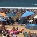 Haos na plaži Ljudi su šokirano i uplašeno gledali u nebo - nisu verovali šta se događa