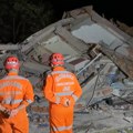 (Foto, video) posle razornog, usledilo još 100 potresa, a jutros još jedan jači! Potresne slike iz Turske posle zemljotresa…