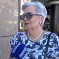 Građani Loznice oduševljeni novim merama Više para, jeftinija struja i sigurnija zima – Srbija nikad jače brine o starijima…