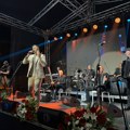 Краљ фолка живи кроз песме: У Шапцу приређен спектакл у знак сећања на Шабана Шаулића