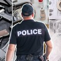 Kuća u Perlezu štek za drogu i oružje! Policija lišila slobode dva mladića, pretres objekta sve otkrio
