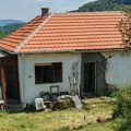 Pevač u netaknutoj prirodi ima kuću Oglasio se sa vrha planine u Srbiji, a dedovina koju je nasledio ostavlja bez teksta…