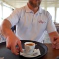 Turistkinja nije htela da plati 7 evra za flašu vode: Tužila je restoran, a sada je stigla presuda