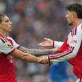 Puče bruka na "AmeKsu": Arsenal razbijen za prvi poraz u novoj sezoni