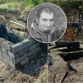 U žurbi smo da završimo, ima mesta za porodičnu grobnicu: Danas sahrana Dalibora Dragijevića, posmrtni ostaci stižu iz…