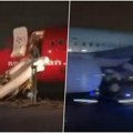 Avion izleteo sa piste u punoj brzini! Ogromni Boing se zaustavio se na svega nekoliko metara od mora, dramatični snimak iz…