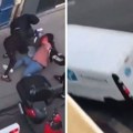 Uznemirujuće! Pokušali da otmu par sa detetom usred dana! Vrisci porodice uznemirili naselje, jeziv snimak iz Pariza (video)