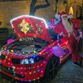 Praznični sjaj na četiri točka. Humanitarni auto-skup okupio oko 200 ukrašenih vozila