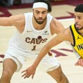 Košarkaš Klivlenda Maks Strus do kraja nedelje ponovo na terenu