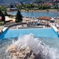 Mnogi beže od vrućine na Panonska jezera! Oboren rekord posećenosti, a kad vidite cene ulaznica biće vam jasno zašto