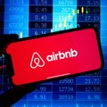 Airbnb je novi miljenik Wall Streeta, ali je Booking možda bolja opklada