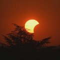 Delimično pomračenje Sunca u Srbiji: Pogledajte nestvarne scene na nebu FOTO, VIDEO