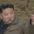 Opasne vesti iz Severne Koreje: Kim naredio da se povećaju proizvodni kapaciteti fabrika naoružanja